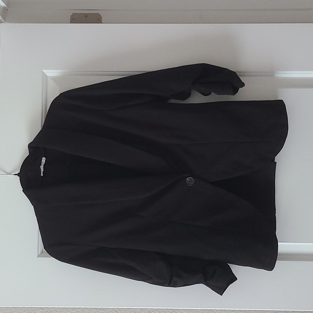 Beyove Black Lightweight Jacket Size Small